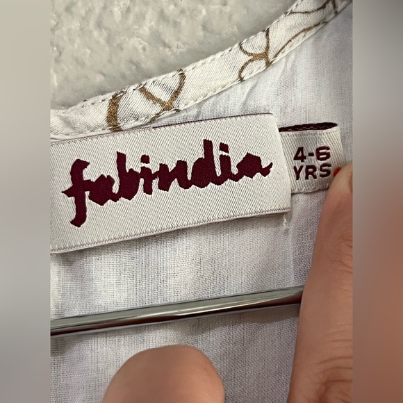 Fabindia Girls Floral Print Fit & Flare Dress
4-6 years 80%cotton 20%SILK - Picture 11 of 15